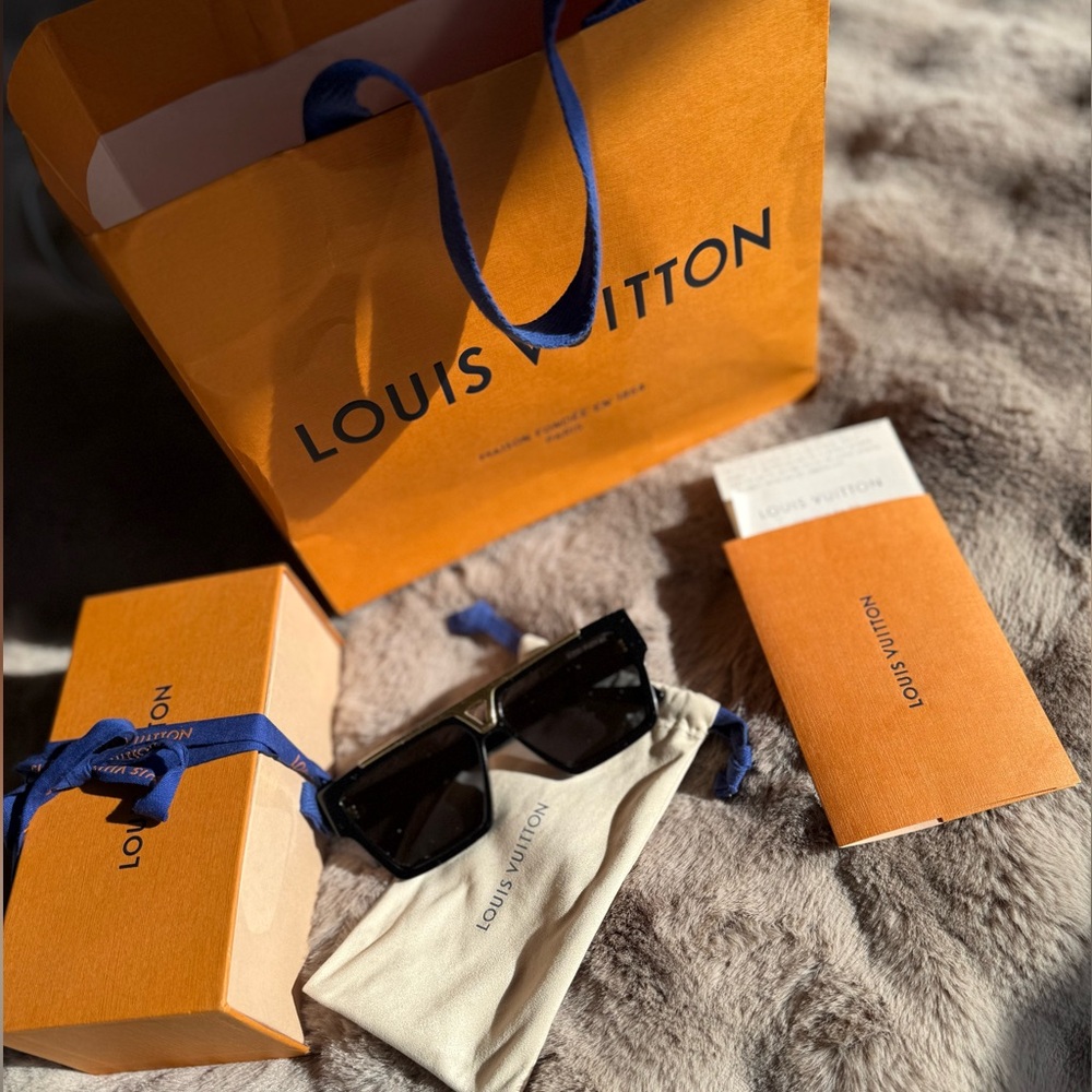 Louis Vuitton 1.1 Evidence